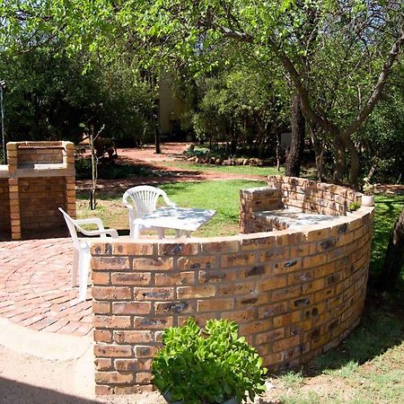 Suzie'S Loft - Nude - Suneden Family Naturist Resort Pretoria Bagian luar foto