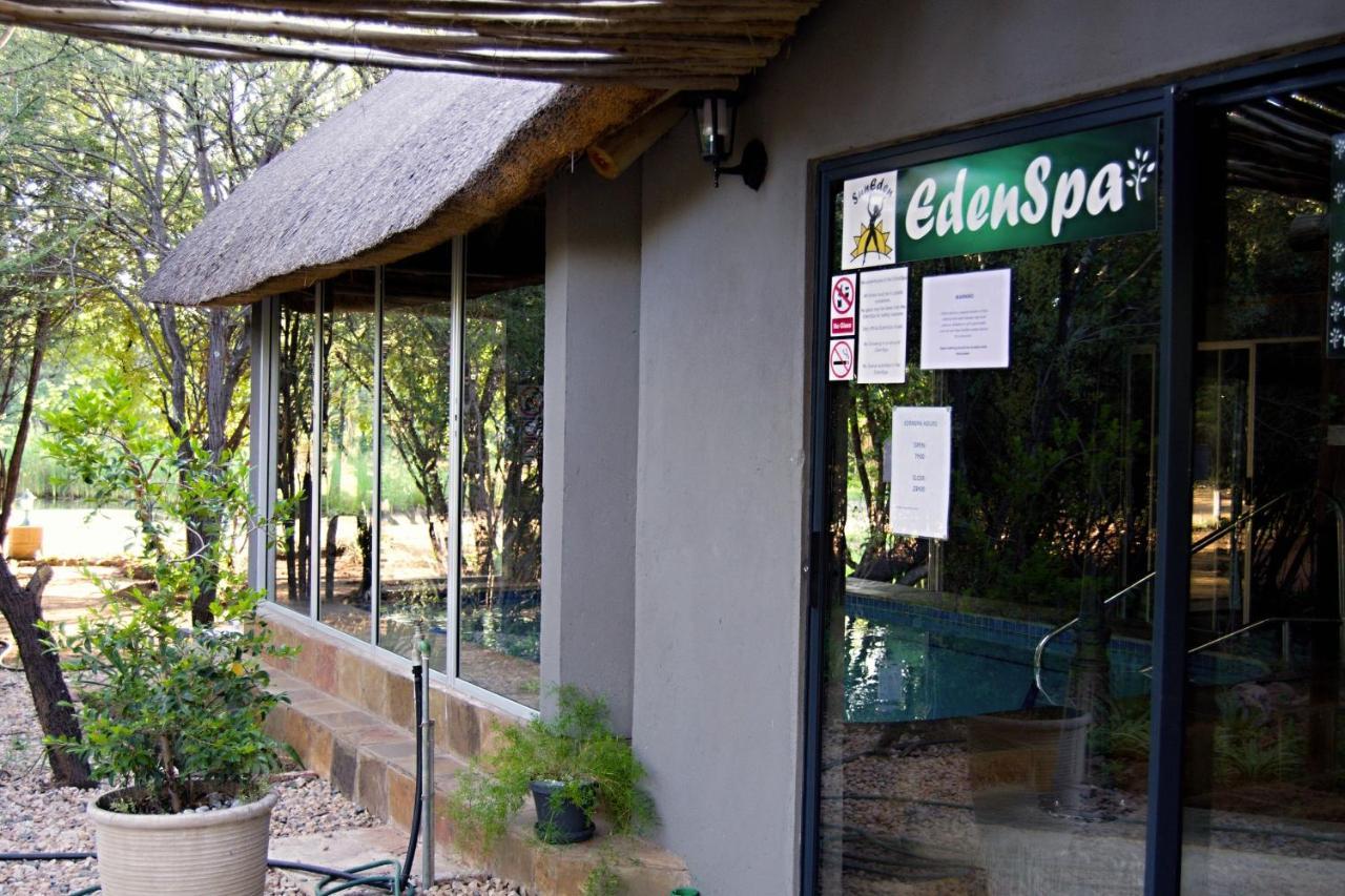 Suzie'S Loft - Nude - Suneden Family Naturist Resort Pretoria Bagian luar foto